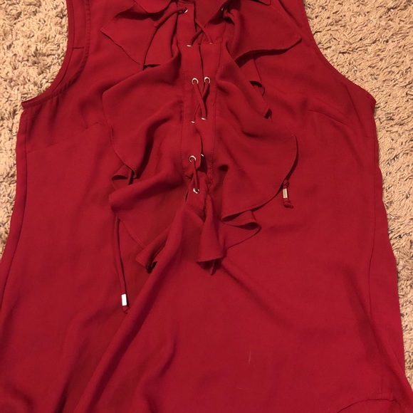 3 New York & Company Sleeveless Tops - Picture 3 of 8